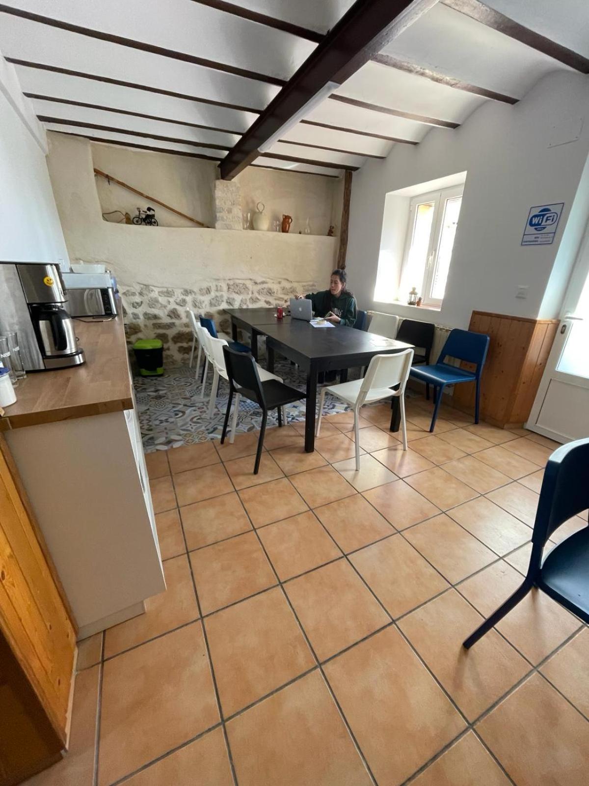 Albergue El Alfar/Pilgrim Hostel Hornillos del Camino Εξωτερικό φωτογραφία