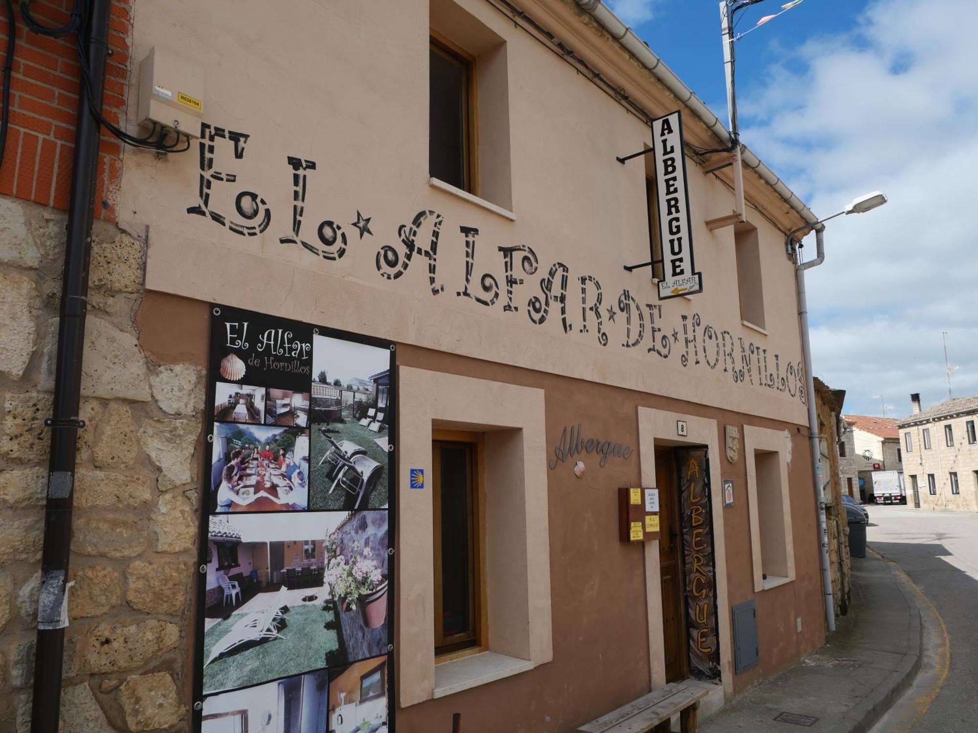 Albergue El Alfar/Pilgrim Hostel Hornillos del Camino Εξωτερικό φωτογραφία